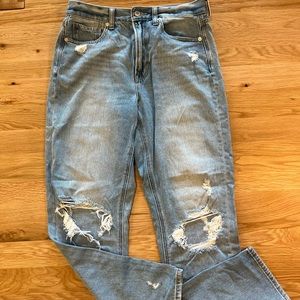 American Eagle Mom Jeans